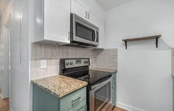 6211 Manor Rd, Austin, TX 78723