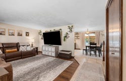 2578 VICKI Lane, GREEN BAY, WI 54311-5220