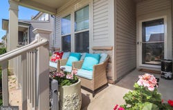 15930 CUCUMBER MAGNOLIA Way, HAYMARKET, VA 20169