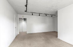 196-32 69th Ave, Fresh Meadows, NY 11365