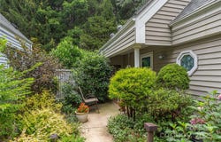 2 Stuart Circle, Asheville, NC 28804