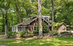 2942 WINDY BUSH ROAD, NEWTOWN, PA 18940
