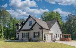 698 Dixon Bridge Road, Maysville, GA 30558