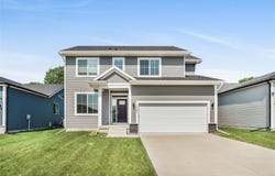 1641 S Redtail Avenue, West Des Moines, IA 50265