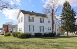 27 Main Street, Willard, OH 44890
