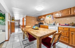 300 N 7Th St, Newark City, NJ 07107-3546