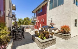 687 S Coast Hwy 101, Encinitas, CA 92024