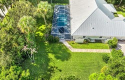 4390 2nd Square SW, Vero Beach, FL 32968