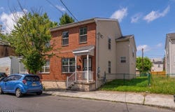 94 Passaic St, Trenton City, NJ 08618-4855