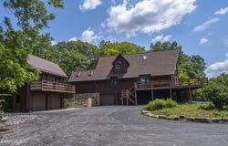 116 Scenic Knoll Drive, Hollidaysburg, PA 16648