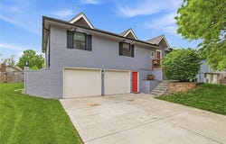 1128 NE Westwind Drive, Lee's Summit, MO 64086