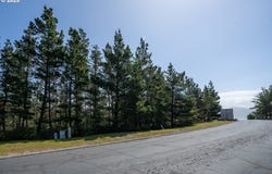 Promontory LN, Oceanside, OR 97134