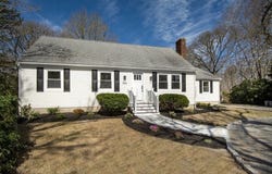 1066 Millstone Rd, Brewster, MA 02631