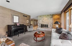 3913 W 121 Terrace, Leawood, KS 66209