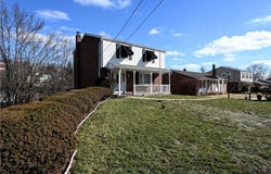 5015 Elmwood Dr, Baldwin Boro, PA 15227
