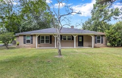 4037 Forest Hills Lane, Silsbee, TX 77656