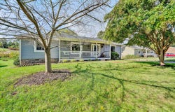 146 Spring Grove Dr, Vinton, VA 24179