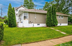84 Kossuth Street, Piscataway, NJ 08854