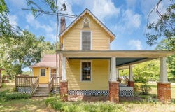 1801 Overbrook Road, Kershaw, SC 29067