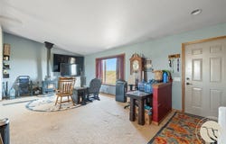 73 Snider Subdivision Road, Forsyth, MT 59327