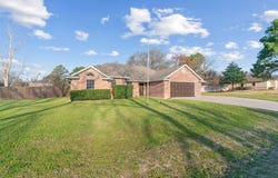 2013 Wood Trail, Azle, TX 76020