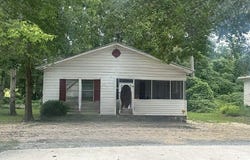103 Floyd, Statesboro, GA 30458