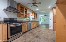 128 Orchard Lane, Oak Ridge, TN 37830