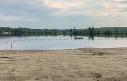 202 Holiday Drive, Coolbaugh Township, PA 18466