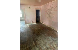 711 SE Lawrence Street, Topeka, KS 66607