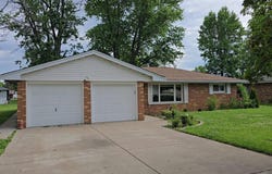 7821 W PLANK Road, Peoria, IL 61604