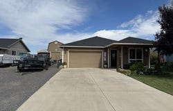 611 E A Street, Culver, OR 97734