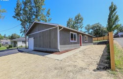 200 SE DARRELL AVE, Winston, OR 97496
