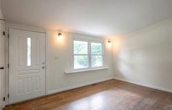 812 N Cheyenne Drive, Independence, MO 64056