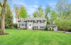 28 Spring Ridge Dr, Berkeley Heights Twp., NJ 07922-2025
