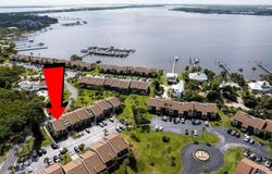 1600 NE Dixie Highway unit: 3-201, Jensen Beach, FL 34957