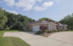 5490 Oakmont Dr, Pace, FL 32571