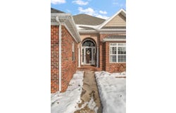 6776 Fox Crossing, Knox, IN 46534