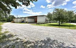 2 Hummingbird LN, Eufaula, AL 36027