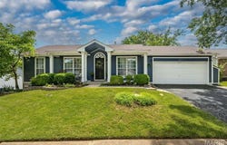 16144 Castlerea Boulevard, Ellisville, MO 63021