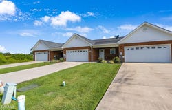 216 Planters Row, Greeneville, TN 37745