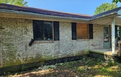 76 BOX BEAR TRA, Beattyville, KY 41311
