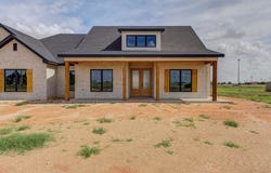395 County Rd 306, Seminole, TX 79360