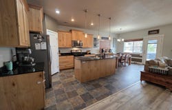 1616 Red Tail Dr, Rock Springs, WY 89201