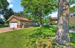 1428 E 6th Street, Washington, MO 63090