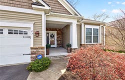 23 Threadleaf Lane, Penfield, NY 14526