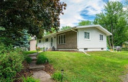 1490 Rainbow Avenue, Maple Plain, MN 55359