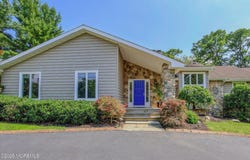 2 Putnam Court, Holmdel, NJ 07733