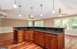 401 BEACH DR, EDGEWATER, MD 21037