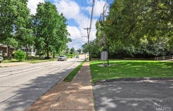 423 Woodlawn Avenue, O'Fallon, MO 63366