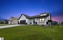 11747 Everett Avenue, Allendale, MI 49401